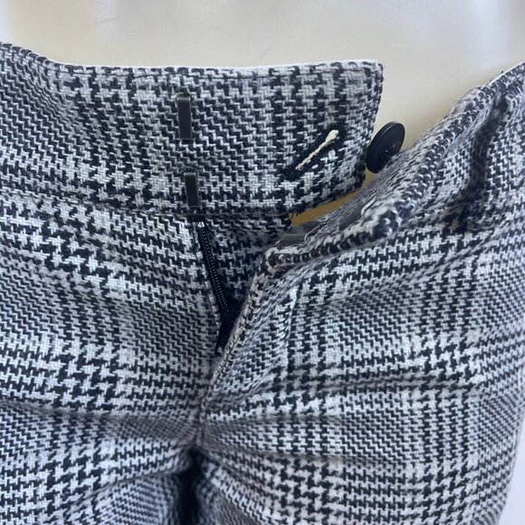 Juicy Couture Women's Black & White Plaid Flared Pants Excellent Size 28 - Picture 6 of 9